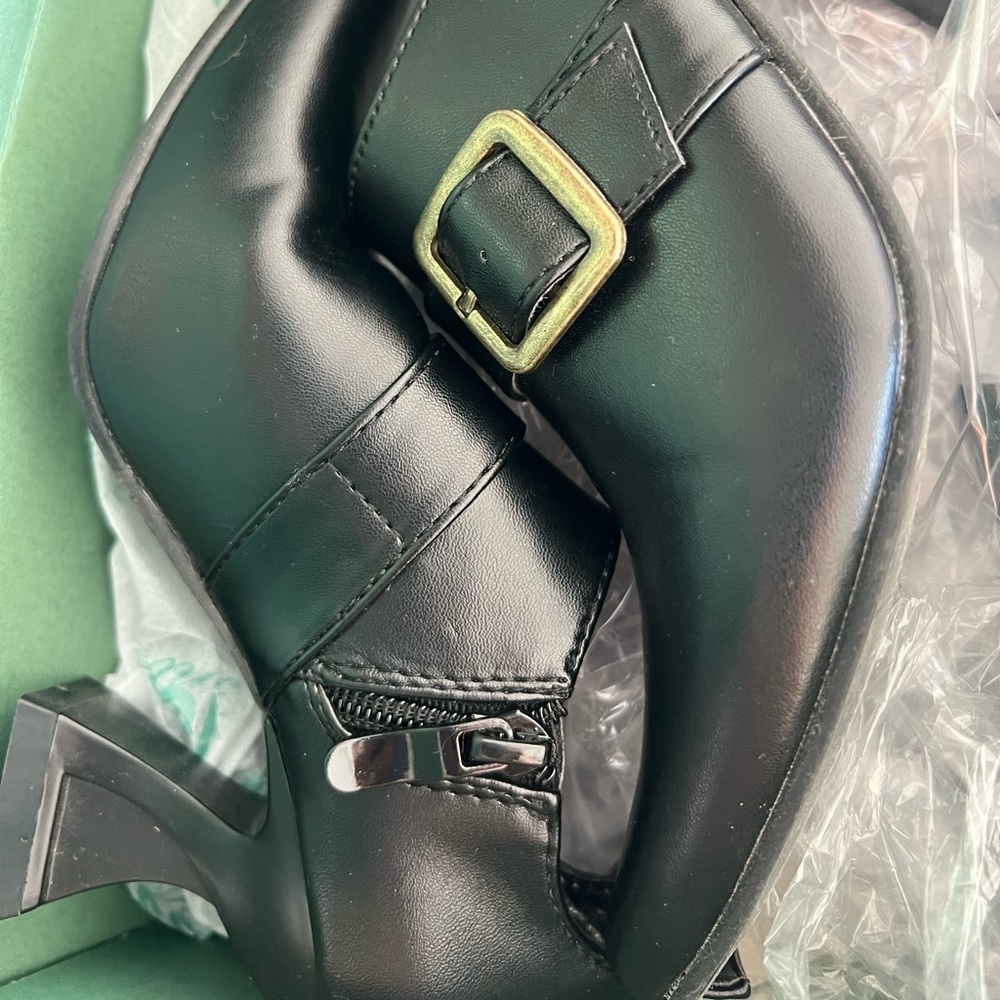 Kids witch costume boots 11/12